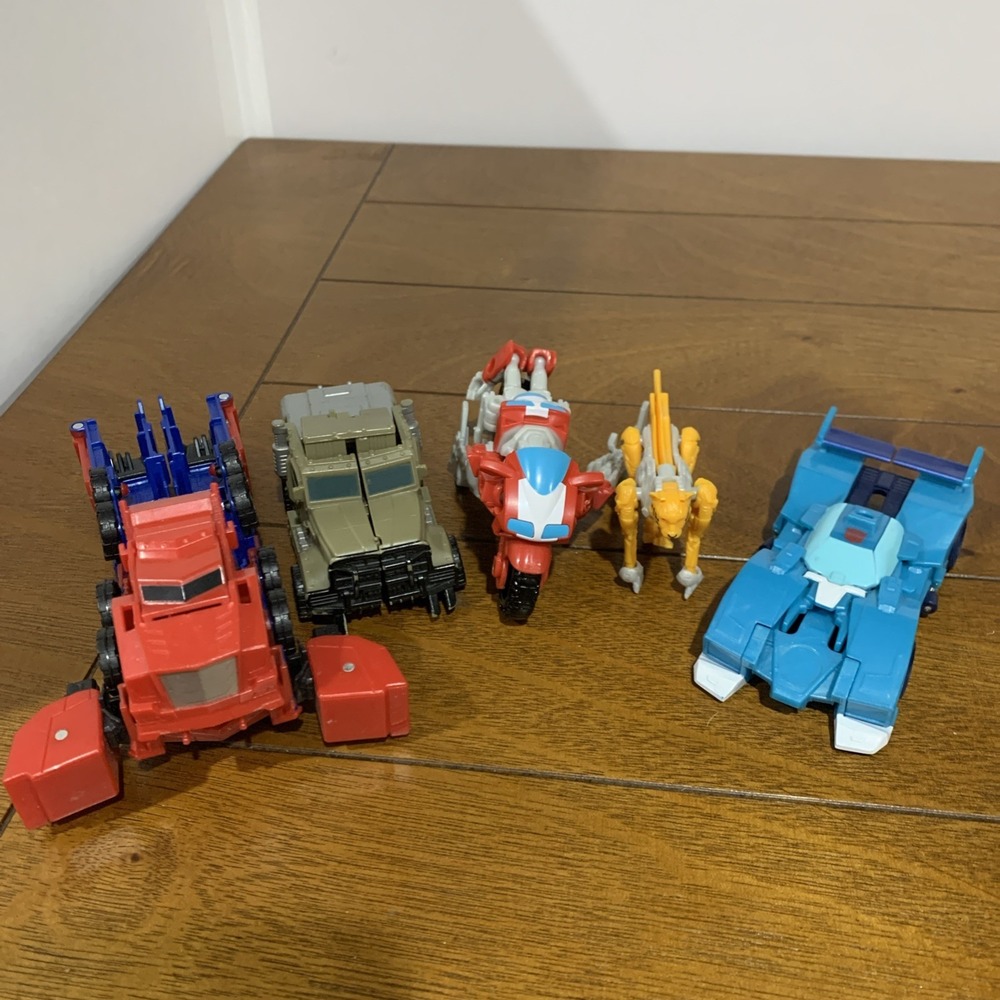 Lot Of 5 Transformers Action Figures From Various Lines Hasbro Arcee & Cheetor